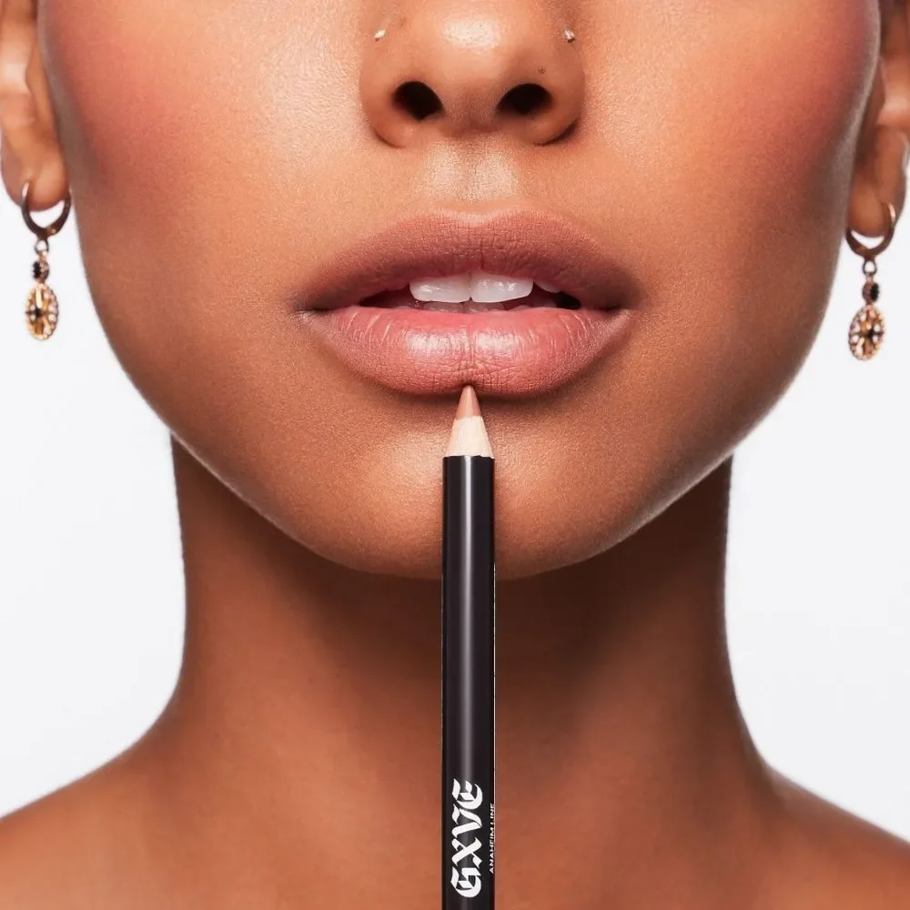 GXVE by Gwen Stefani Lip Liner in Mells Ln (Neutral Pinky Beige Nude)